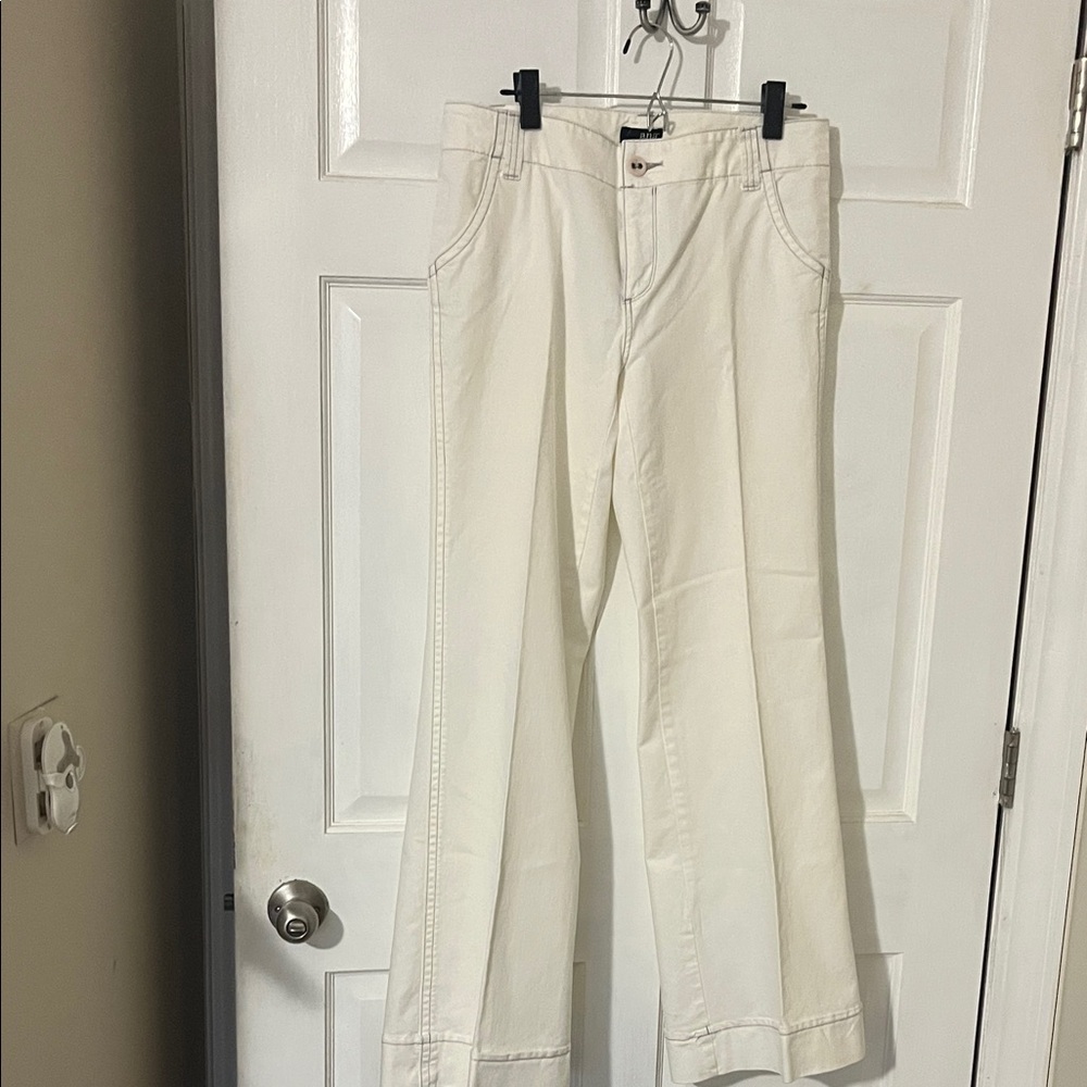 a.n.a Women's Off-White Flare Jeans